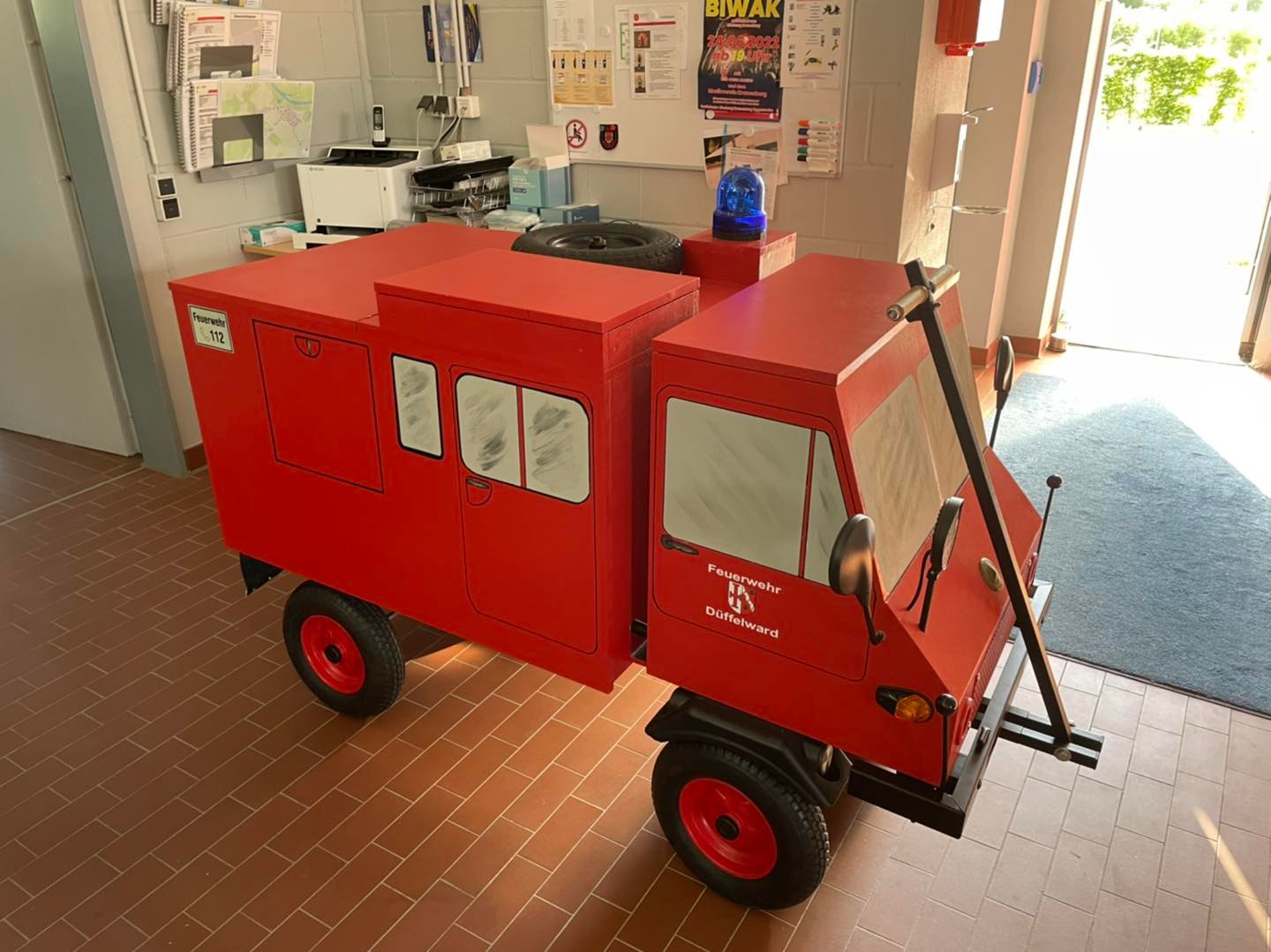 Mini Unimog 404 TLF